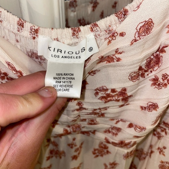 Midi length dress NEVER WORN - Picture 4 of 5